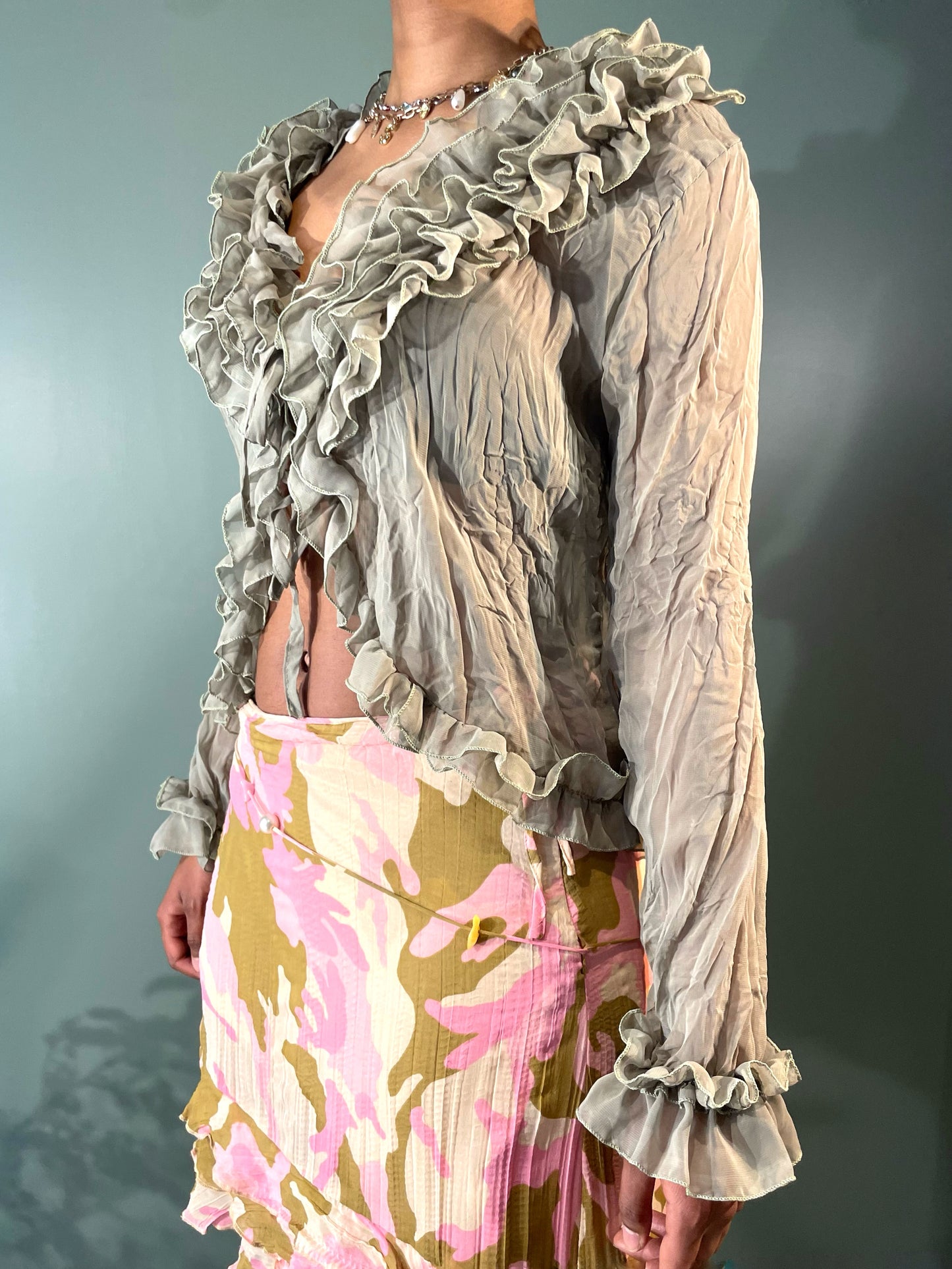 BLOUSE À JABOTS