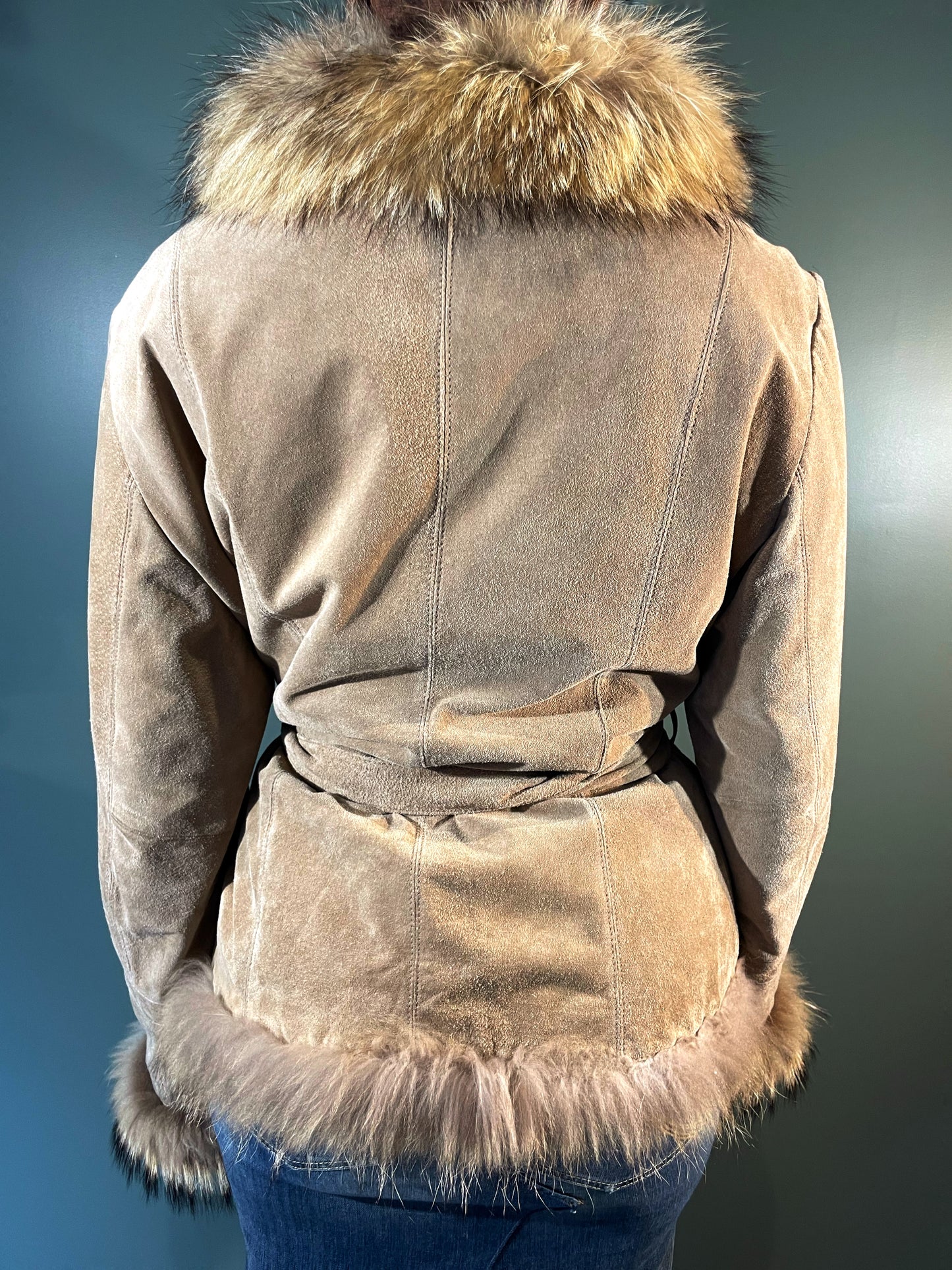 VESTE CUIR ET FOURRURE